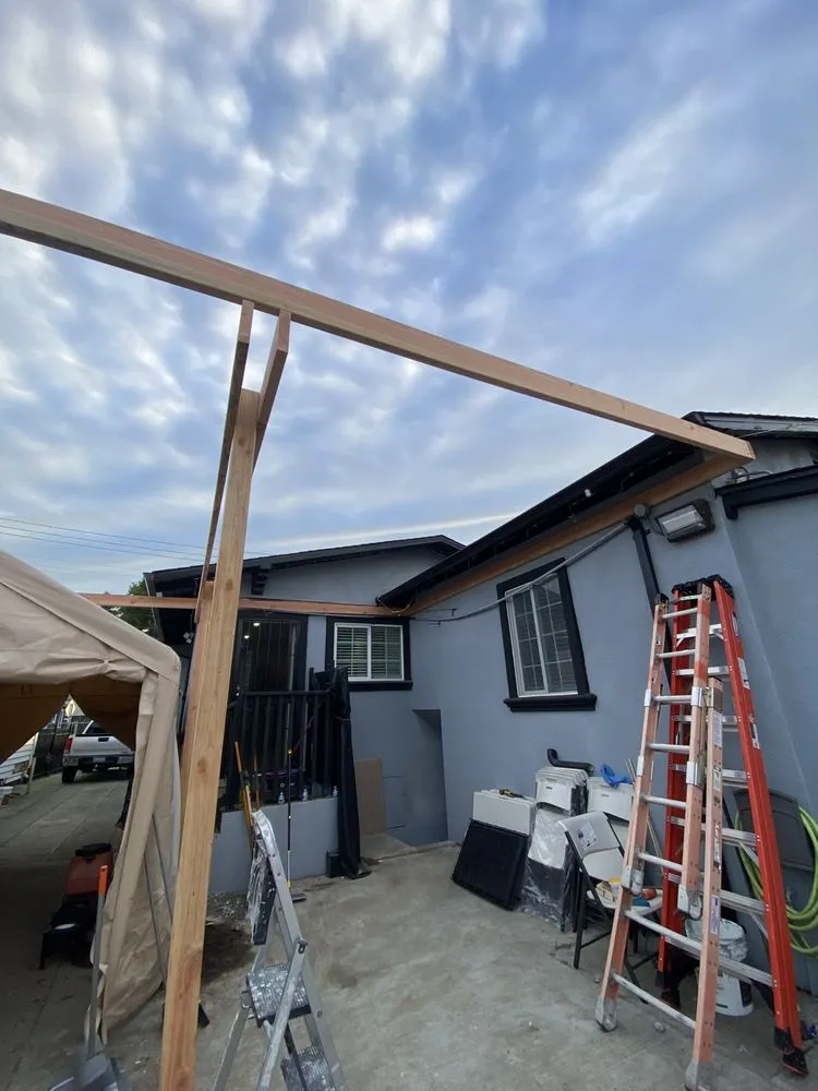 Professional lawn care service in Oakland, CA by Rodriguez Maintenance & Landscaping