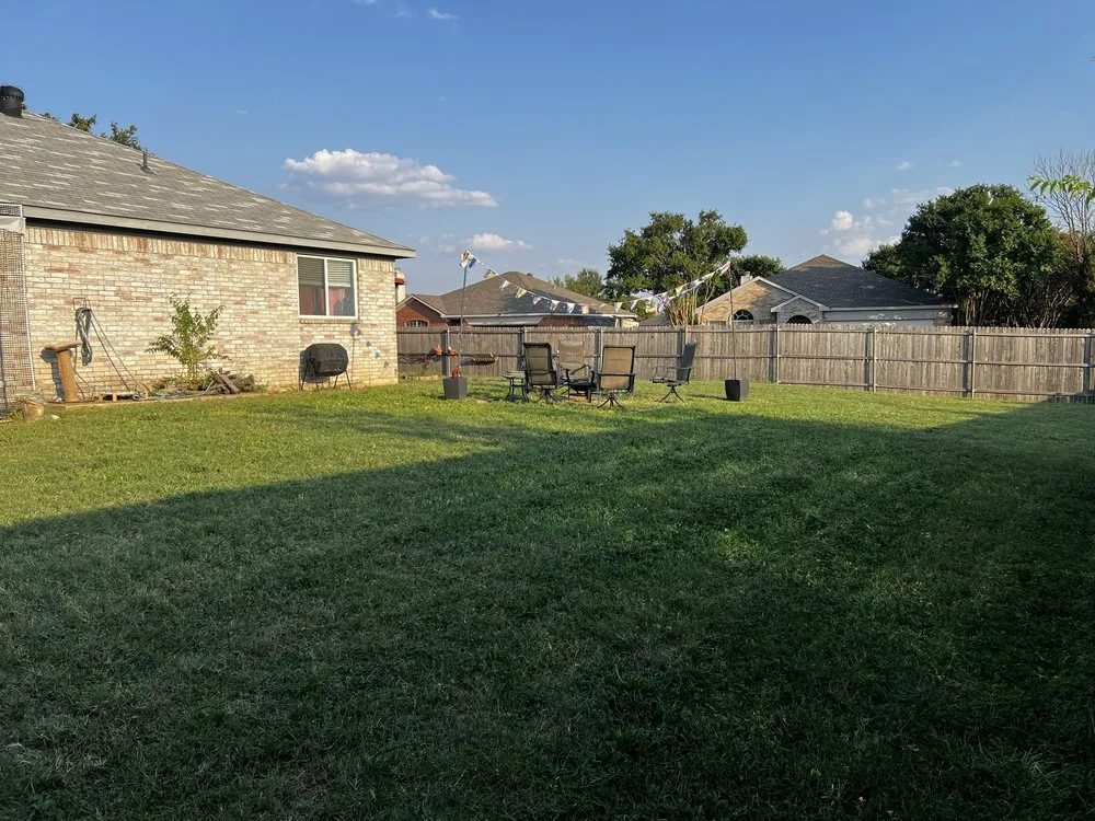 Local lawn care service experts serving Saginaw, TX - Rodriguez Precision Mowing