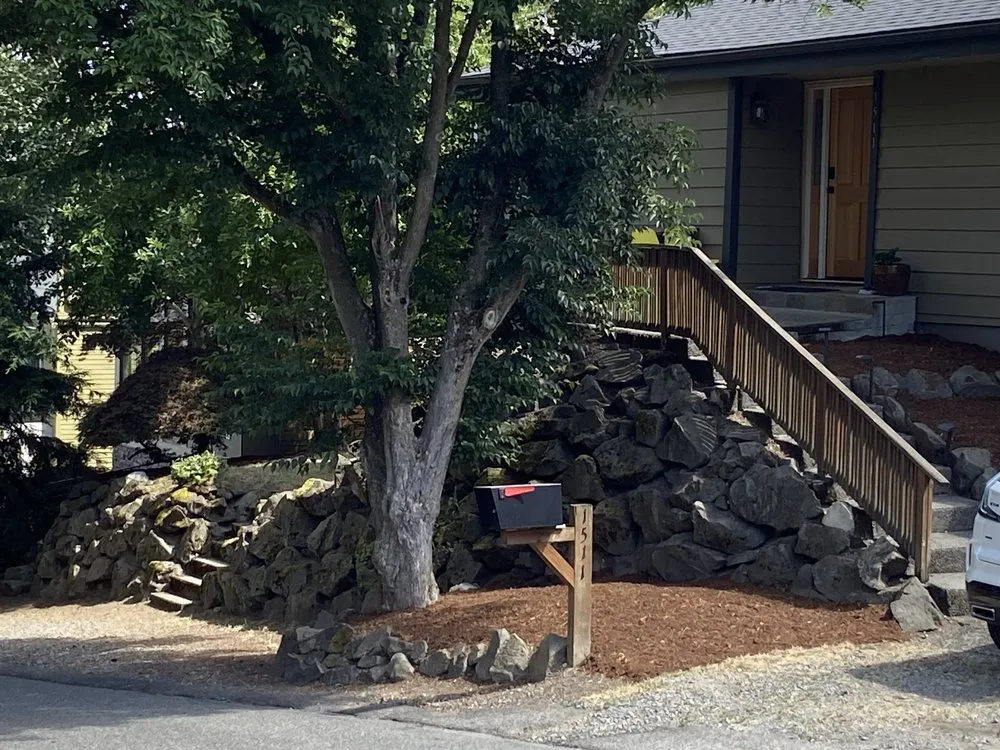 Trusted outdoor landscaping experts serving Federal Way, WA - Rodriguez Professional Landscaping