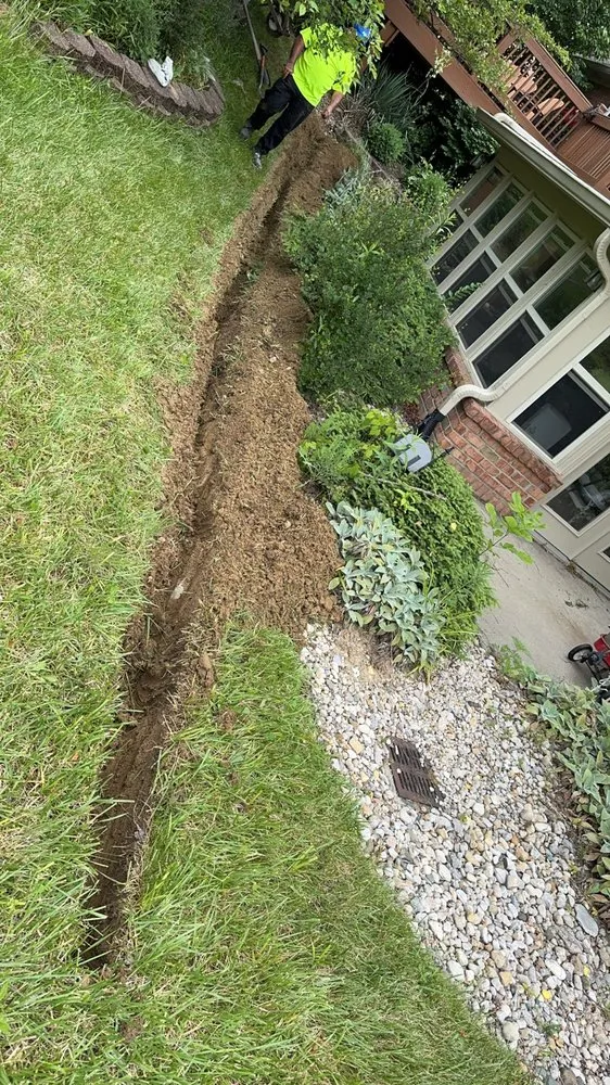 Reliable garden landscaping near you in Middletown, OH by Rodriguez Services