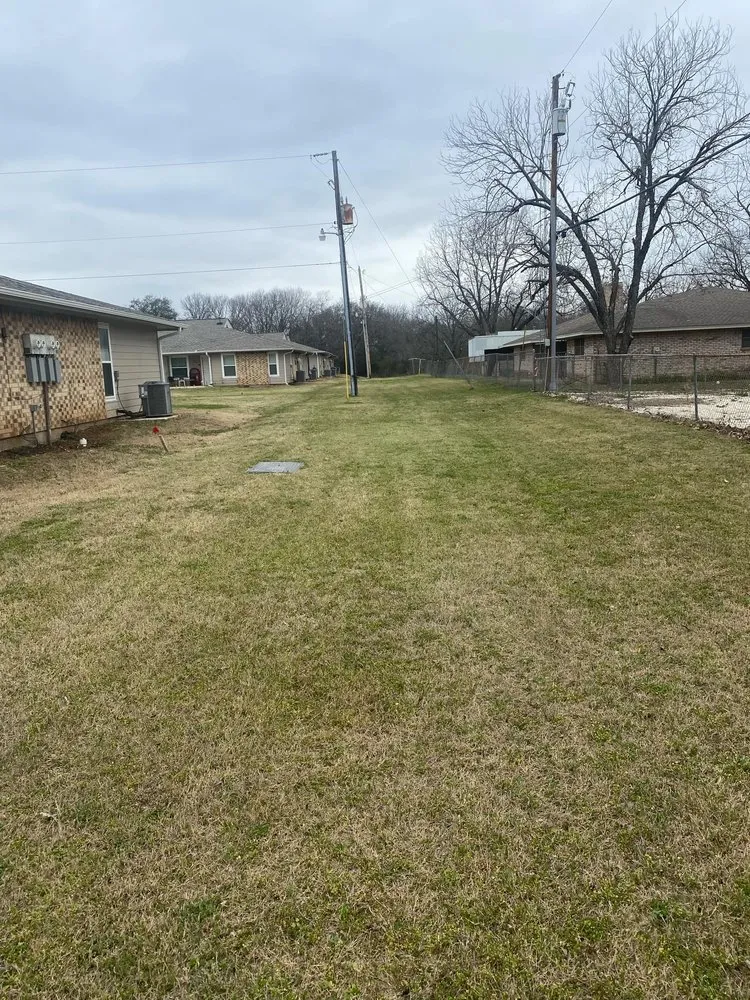 Reliable outdoor landscaping experts serving Clifton, TX - Rod's Lawn Care