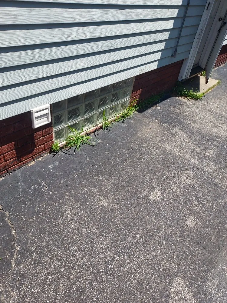 Top-rated garden landscaping in Toledo, OH - Rod's Unique Lawn