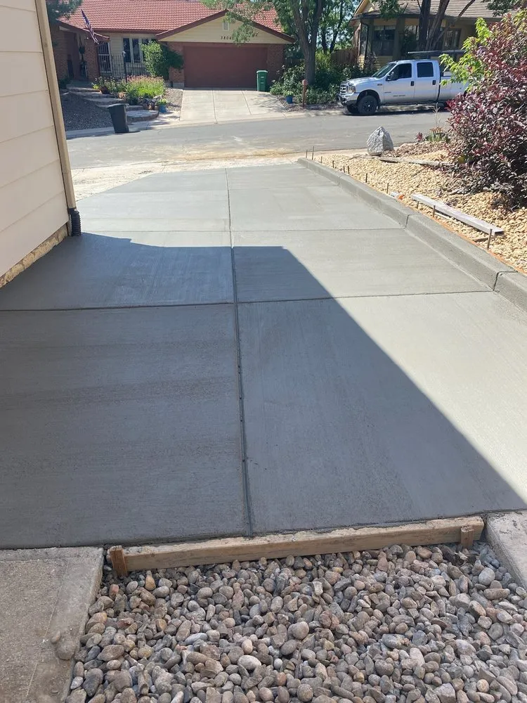 Affordable landscaping services in Aurora, CO by Rodvar 5280