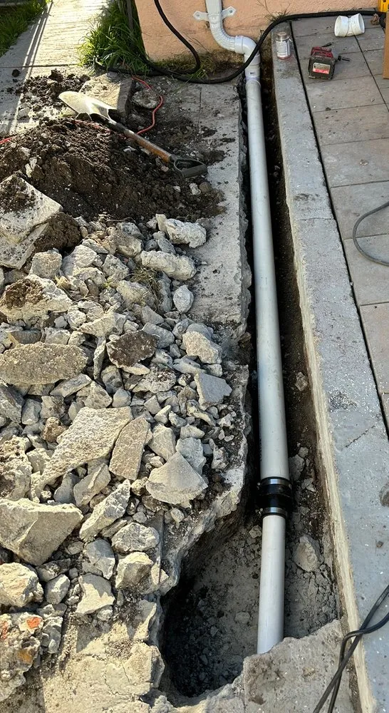 Trusted yard maintenance experts serving Richmond, CA - Rogel Construction