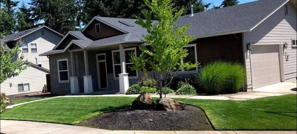 Local yard maintenance in Junction City, OR by Rogelio's Lawn Care