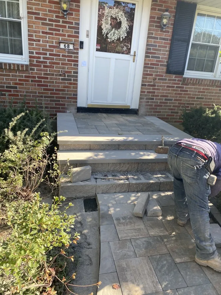 Expert landscape installation experts serving Trenton, NJ - Rogelio’s