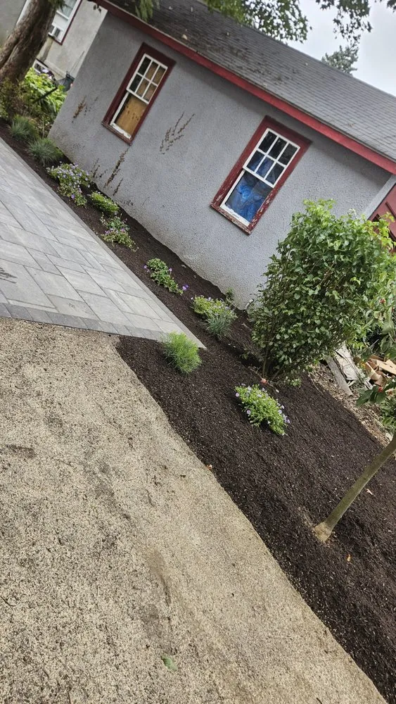 Local yard cleanup service experts serving Marlborough, MA - Roger Landscaping