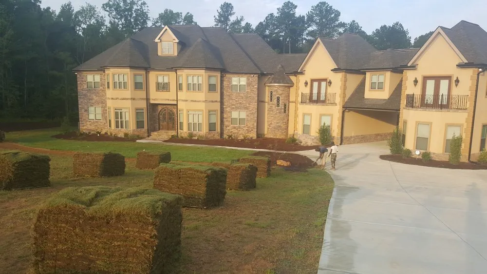 Affordable lawn mowing service near you in Savannah, GA by Roger That Enterprise