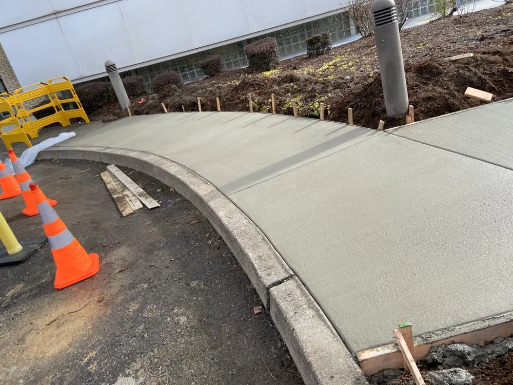 Affordable landscape design in Portland, OR by Roger's Concrete