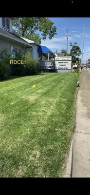 Rogers Diamond Touch Lawn Care Logo