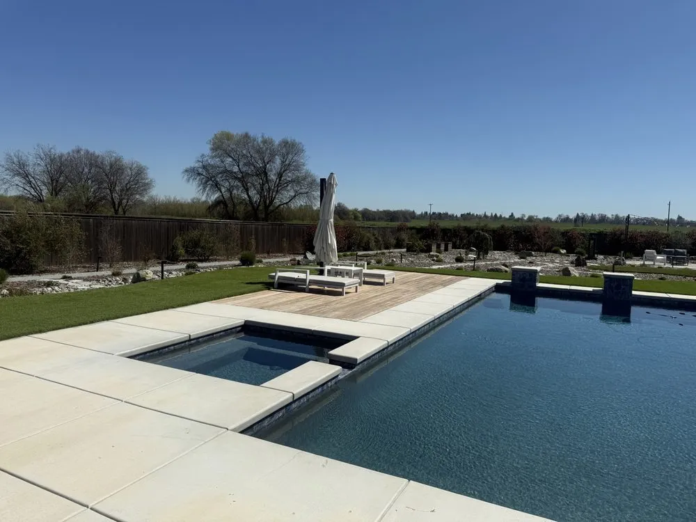 Professional outdoor landscaping in Loomis, CA - Rogers Landscape