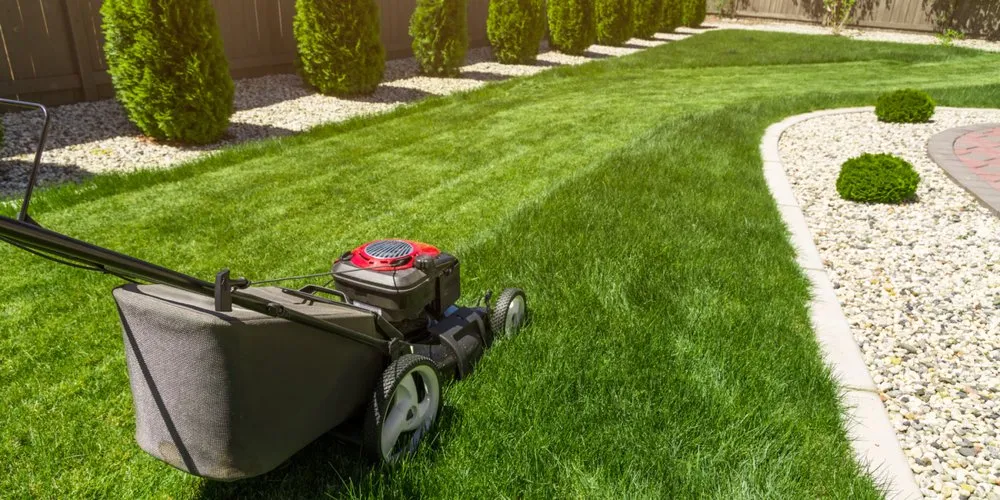 Professional garden landscaping in Campton, KY - Rogers Lawn & Landscape