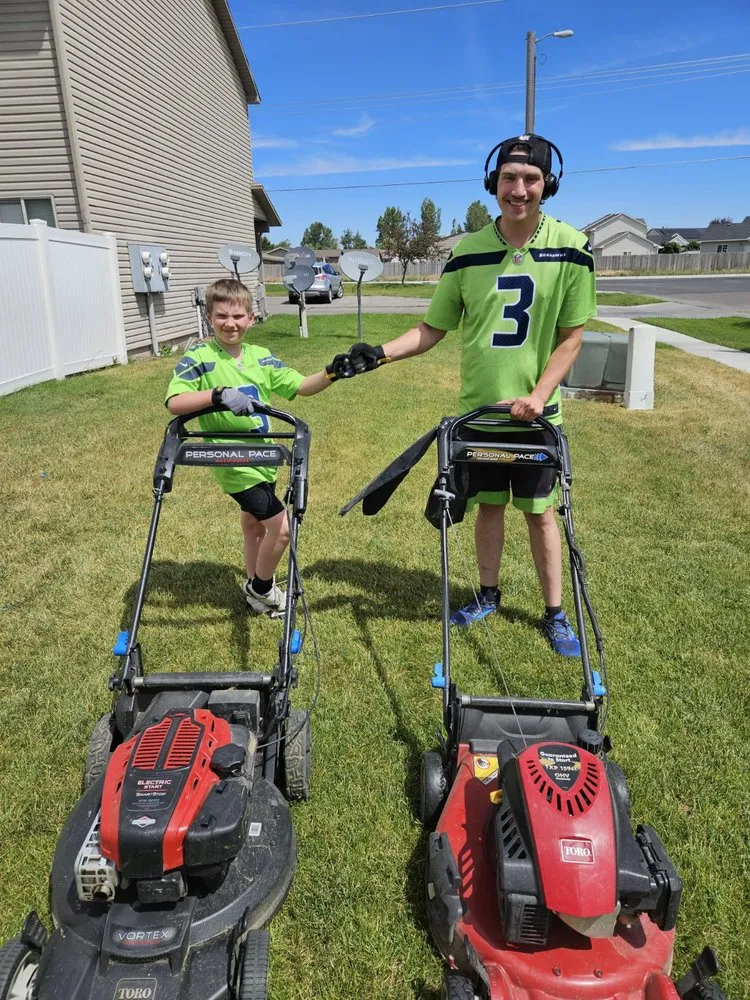 Expert lawn mowing service in Idaho Falls, ID by Roger's Lawn Care
