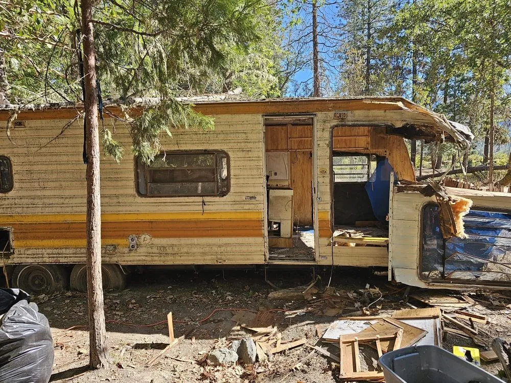 Expert outdoor landscaping experts serving Grants Pass, OR - Rogue Apple Junk Removal & More