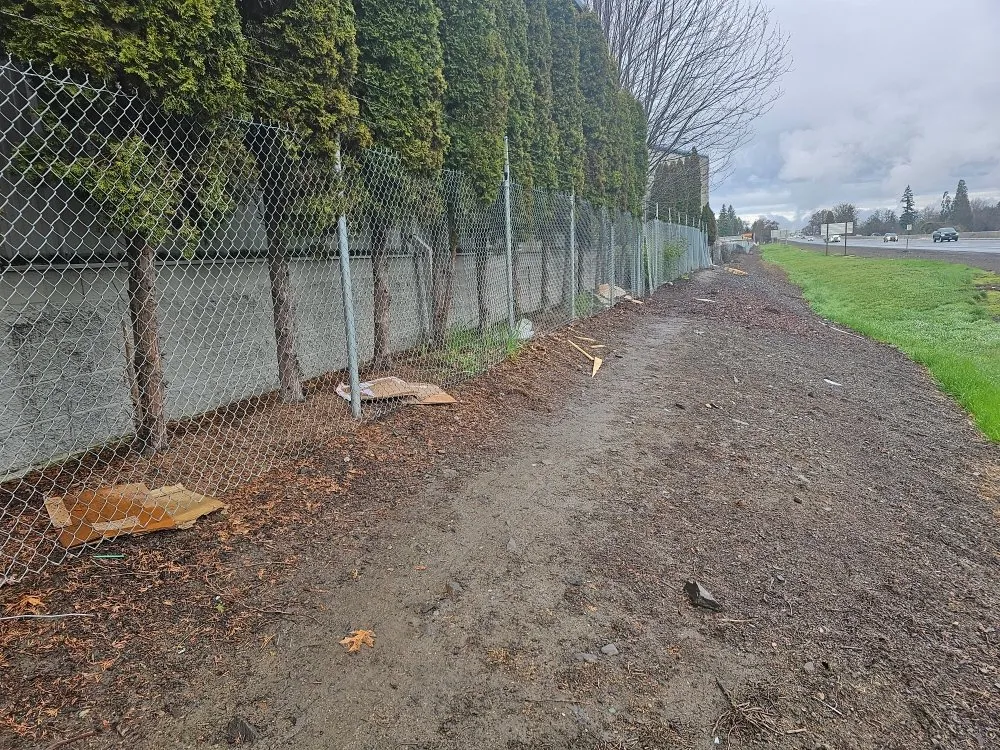 Top-rated landscape installation for homes in Grants Pass, OR by Rogue Apple Junk Removal & More