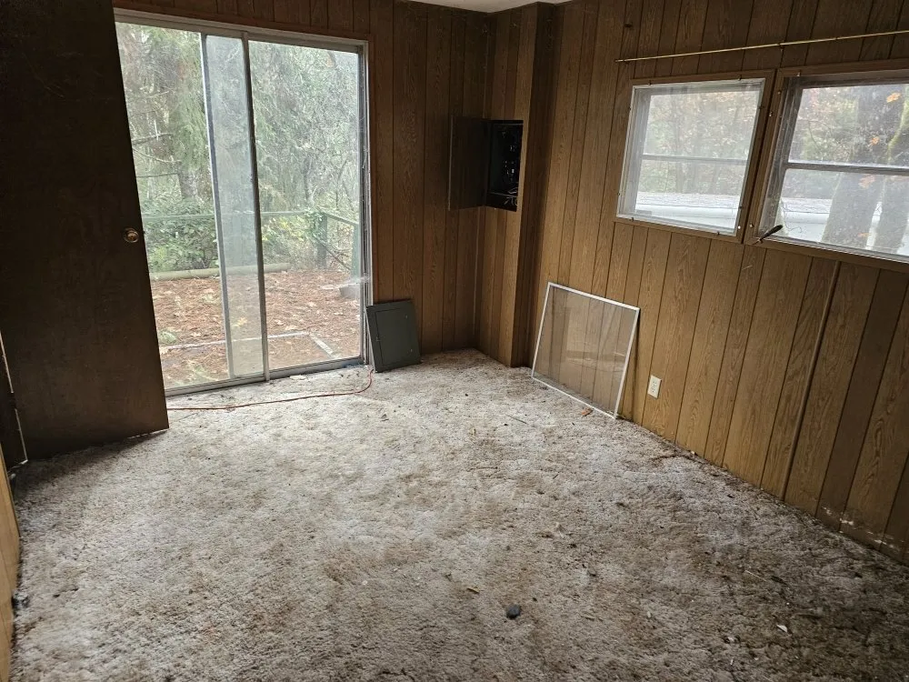 Reliable yard maintenance in Grants Pass, OR by Rogue Apple Junk Removal & More