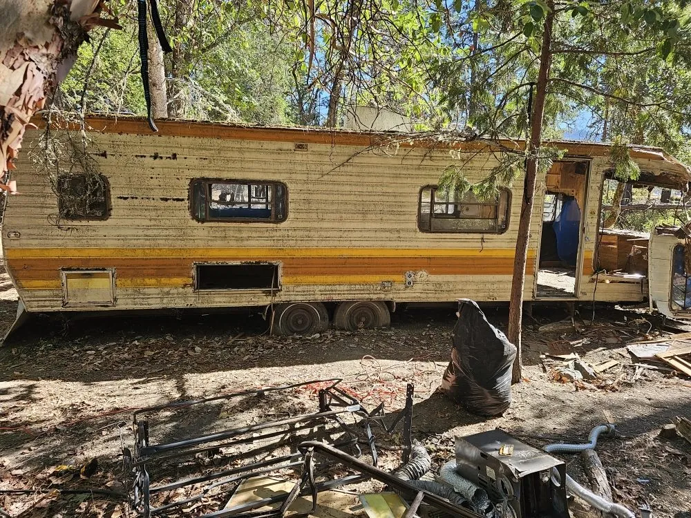 Local yard maintenance in Grants Pass, OR by Rogue Apple Junk Removal & More