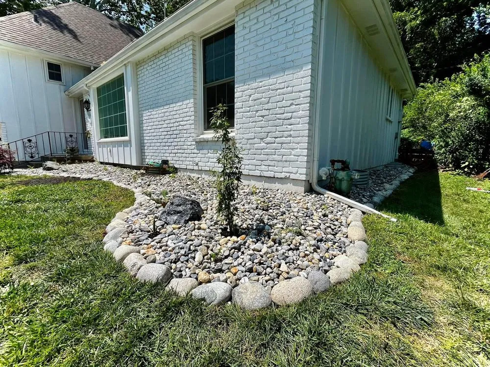Local landscaping services in Lees Summit, MO by Rogue Natives