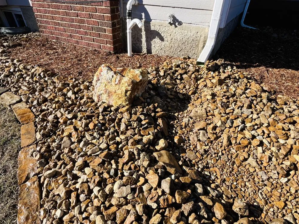 Local landscaping services in Lees Summit, MO - Rogue Natives