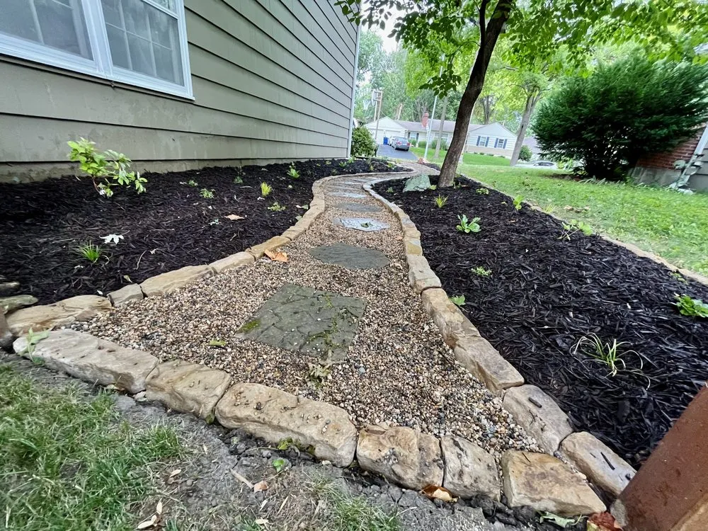 Expert lawn mowing service experts serving Lees Summit, MO - Rogue Natives