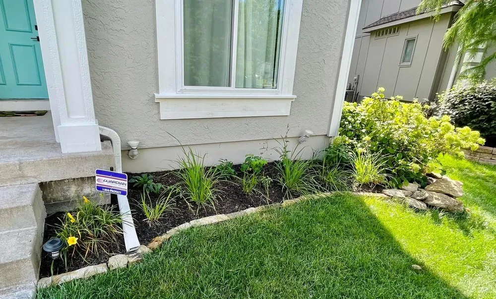 Affordable residential landscaping experts serving Lees Summit, MO - Rogue Natives