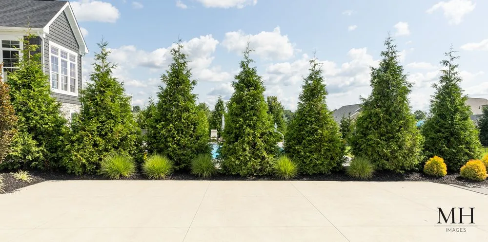 Professional lawn care service in Canton, OH - Rohr & Sons Nursery & Garden Center