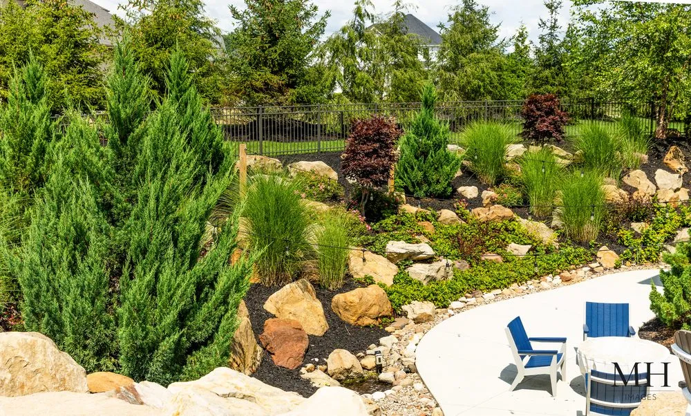 Expert yard cleanup service in Canton, OH - Rohr & Sons Nursery & Garden Center