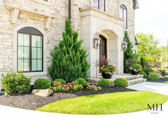 Rohr & Sons Nursery & Garden Center