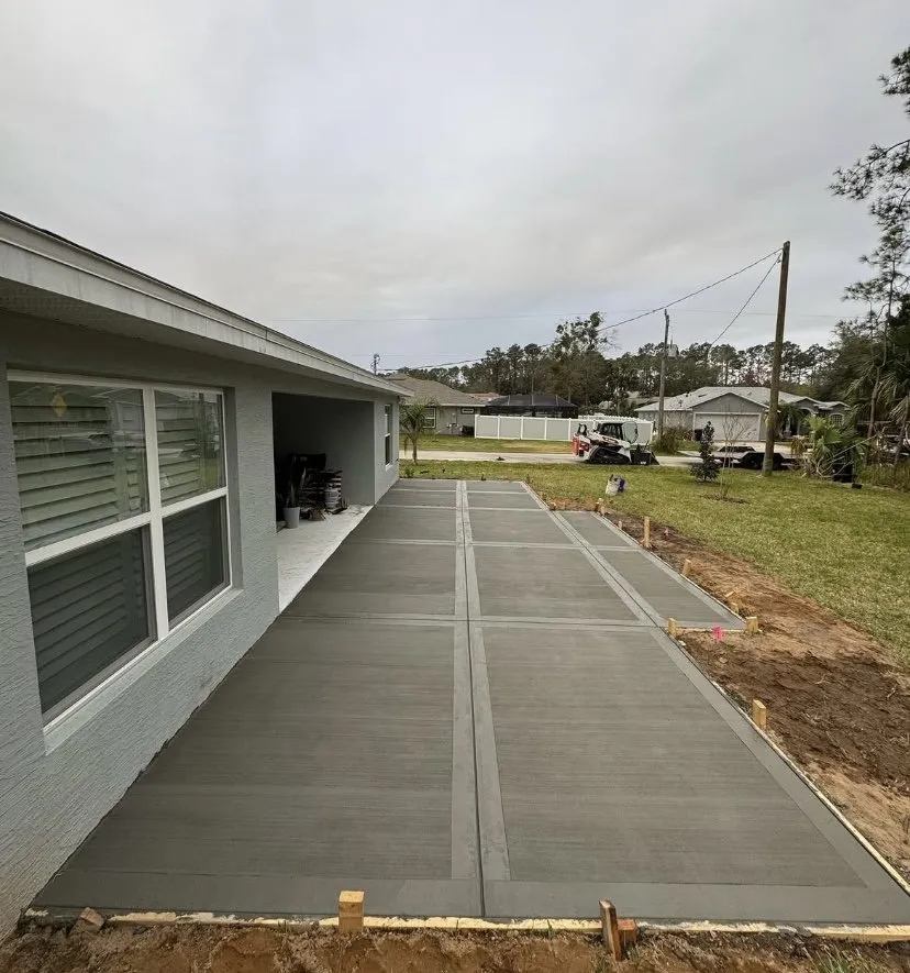 Custom landscape installation in Palm Coast, FL by Rohr Built