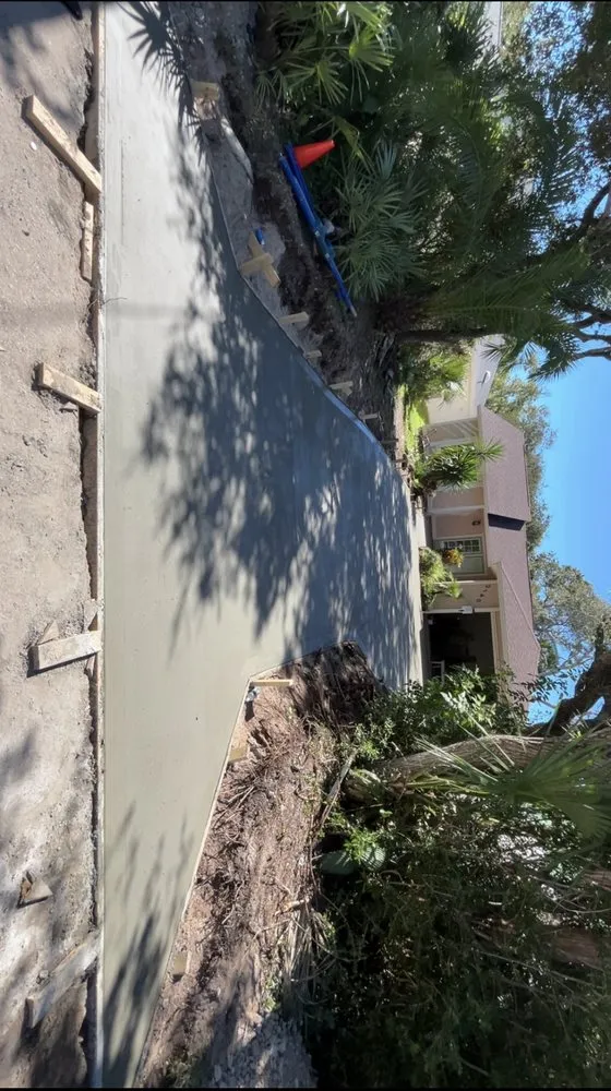 Top-rated yard maintenance experts serving Palm Coast, FL - Rohr Built