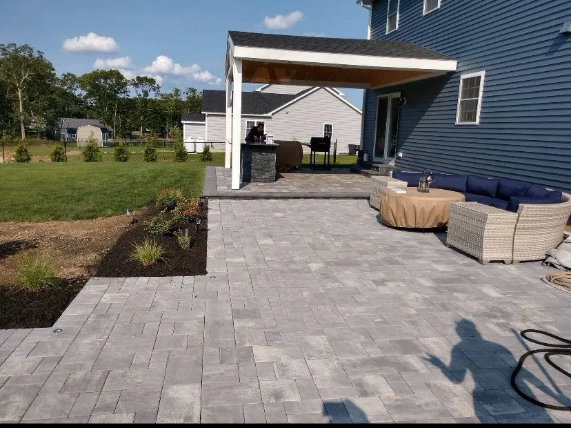 Trusted yard cleanup service in Farmington, MI - ROI Property Services