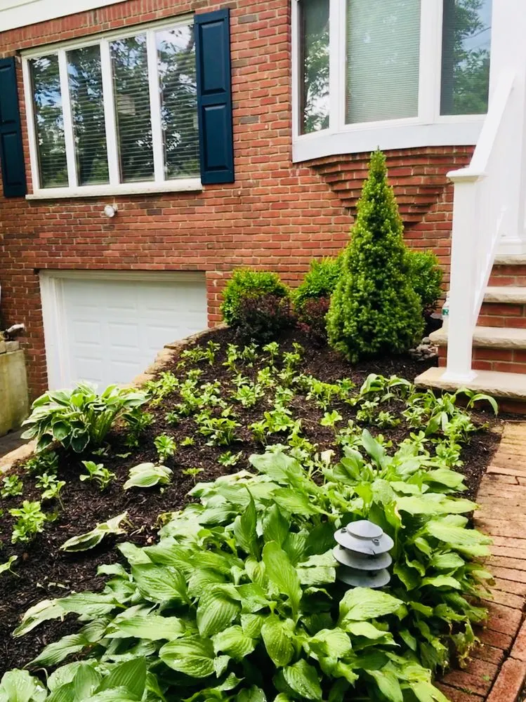 Reliable landscaping services experts serving Summit, NJ - Rojas Construction and Landscaping