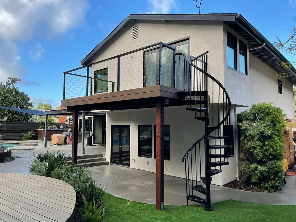 Local yard cleanup service in Vista, CA by Rojas Landscape Construction