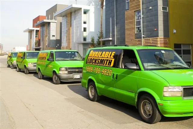 Expert yard maintenance experts serving Vista, CA - Rojas Landscape Construction