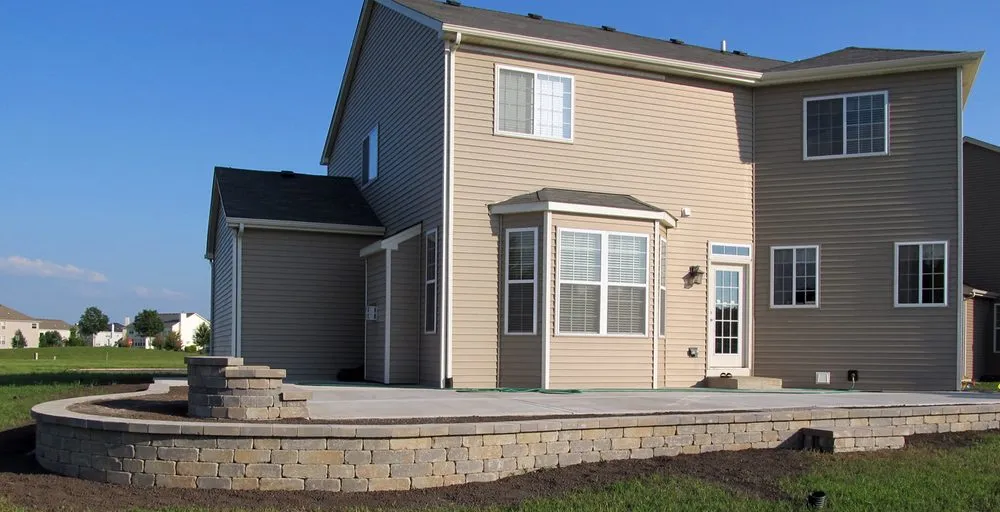 Expert yard cleanup service in Woodstock, IL - Rojas Landscaping & Lawn Maintenance