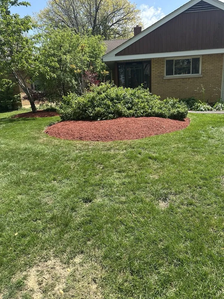 Expert outdoor landscaping in Westmont, IL - Roja's Landscaping