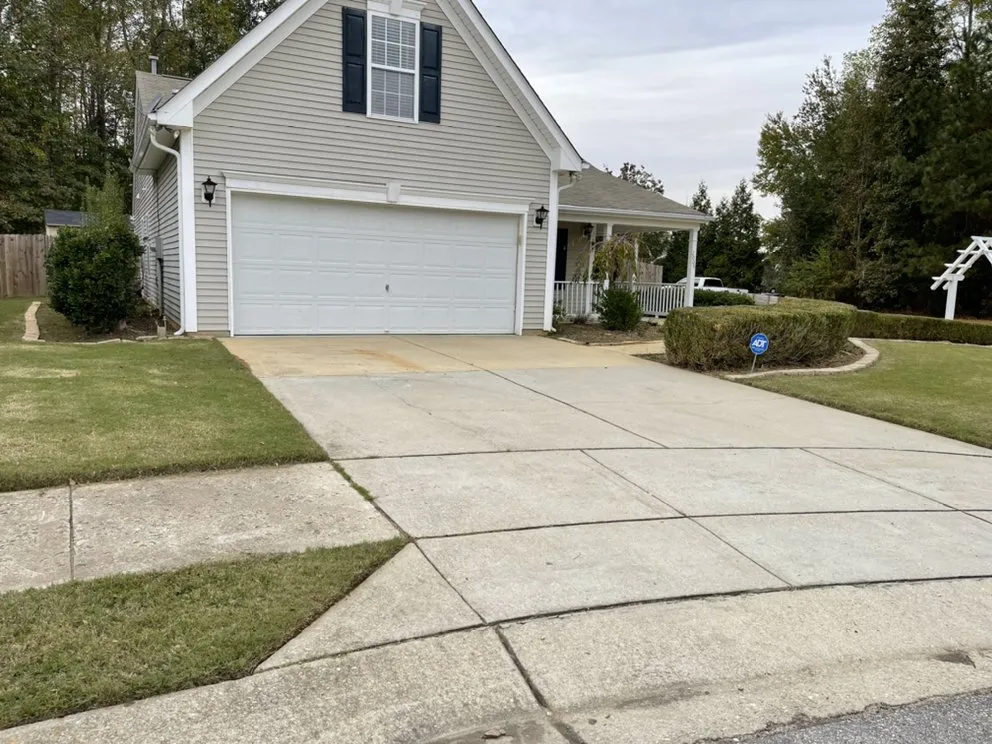 Local lawn care service experts serving Selma, NC - Rojas Pro Services