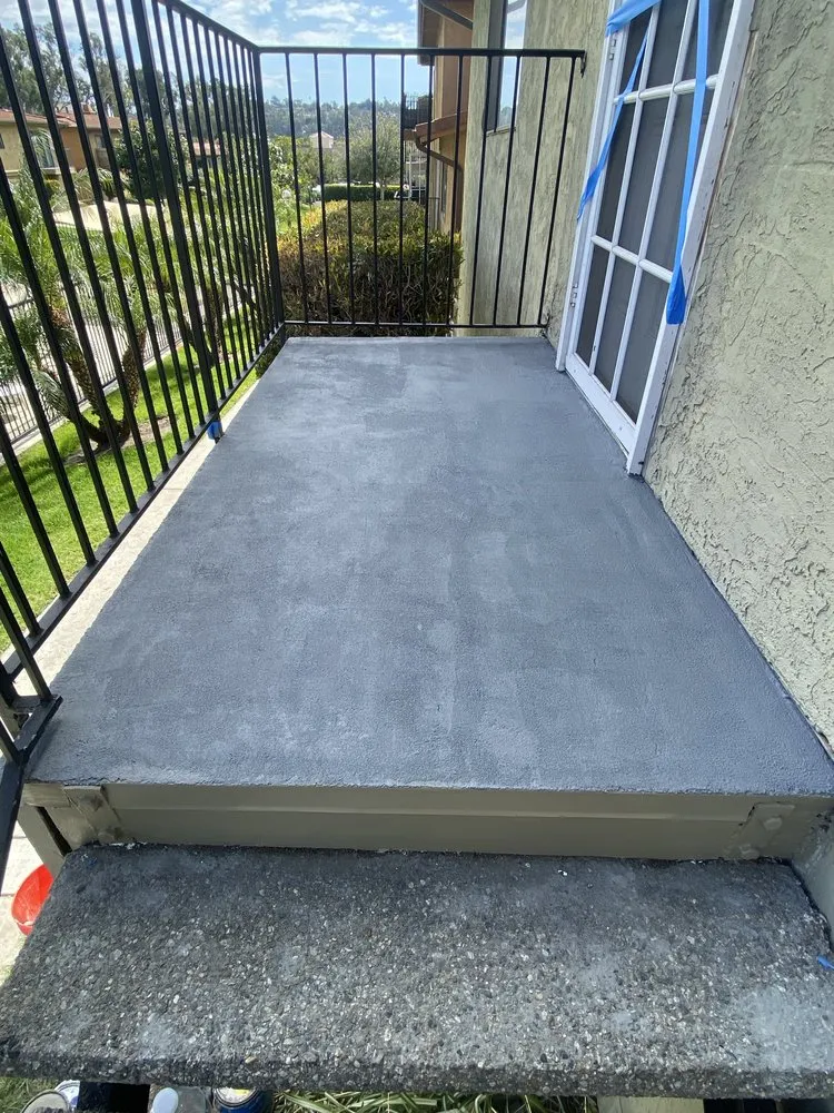 Affordable lawn care service in San Marcos, CA by Rojaz Works