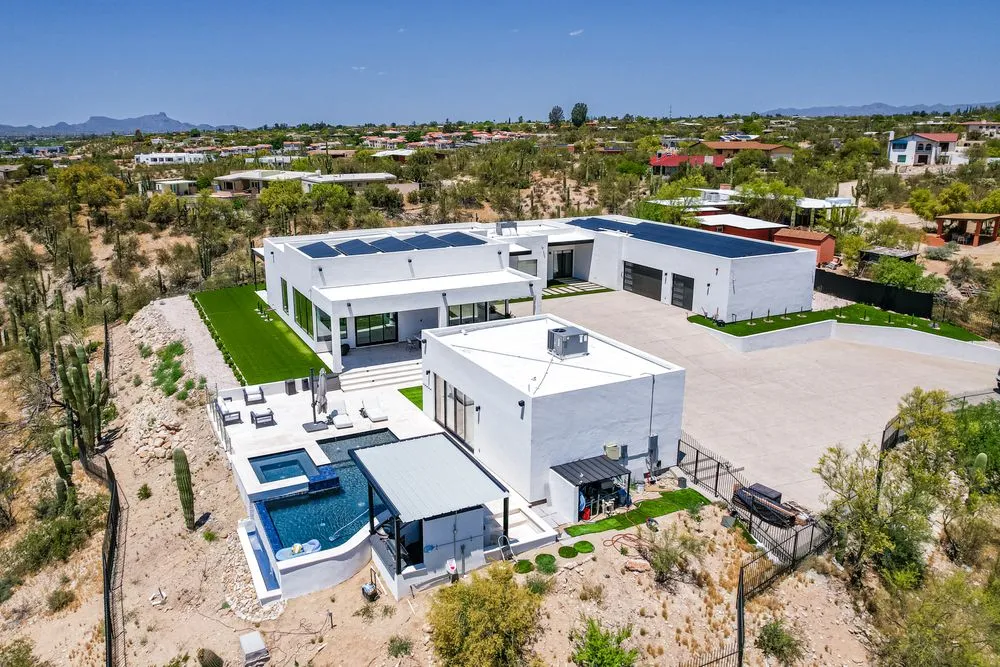 Affordable residential landscaping with custom design across Tucson, AZ - Rojo's Builders