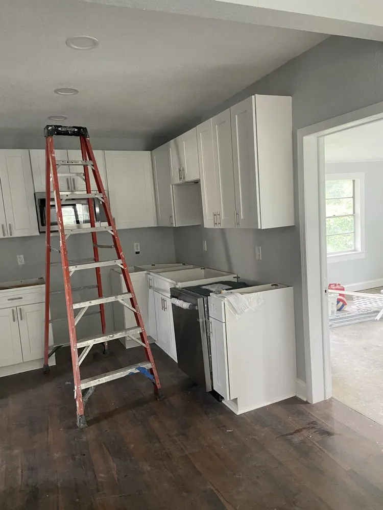 Custom garden landscaping for homes in Jacksonville, FL by Rojo's Landscaping