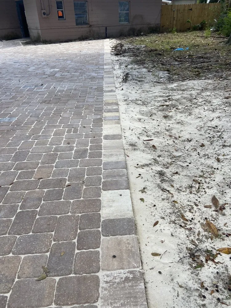 Top-rated garden landscaping in Jacksonville, FL - Rojo's Landscaping