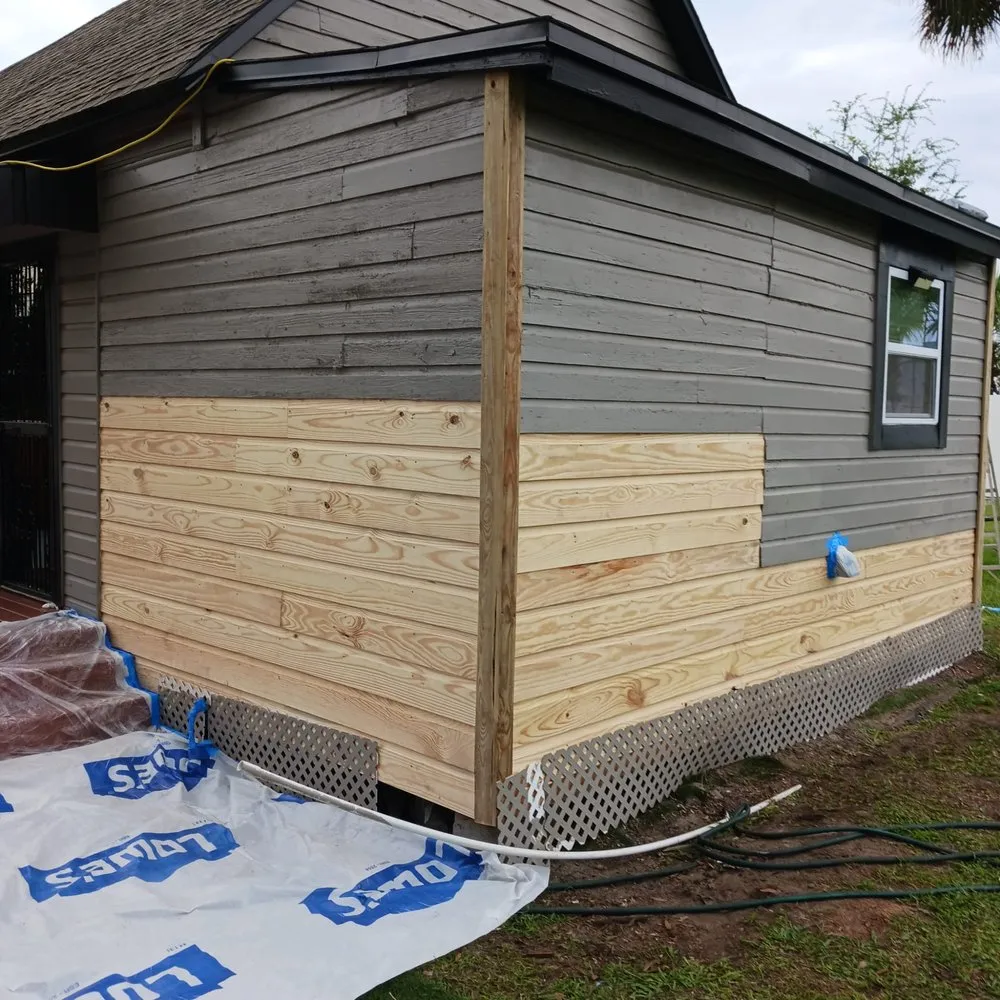 Expert landscape installation for beautiful yards in Jacksonville, FL by Rojo's Landscaping