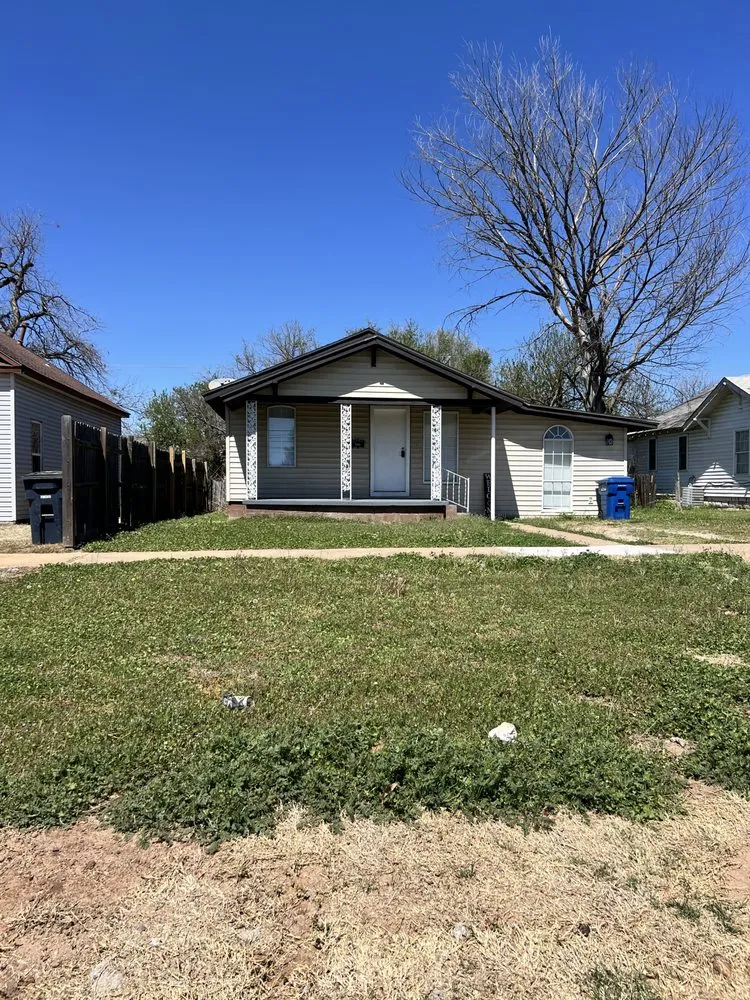 Expert residential landscaping for residential properties across Enid, OK - Rojo’s Lawn Services