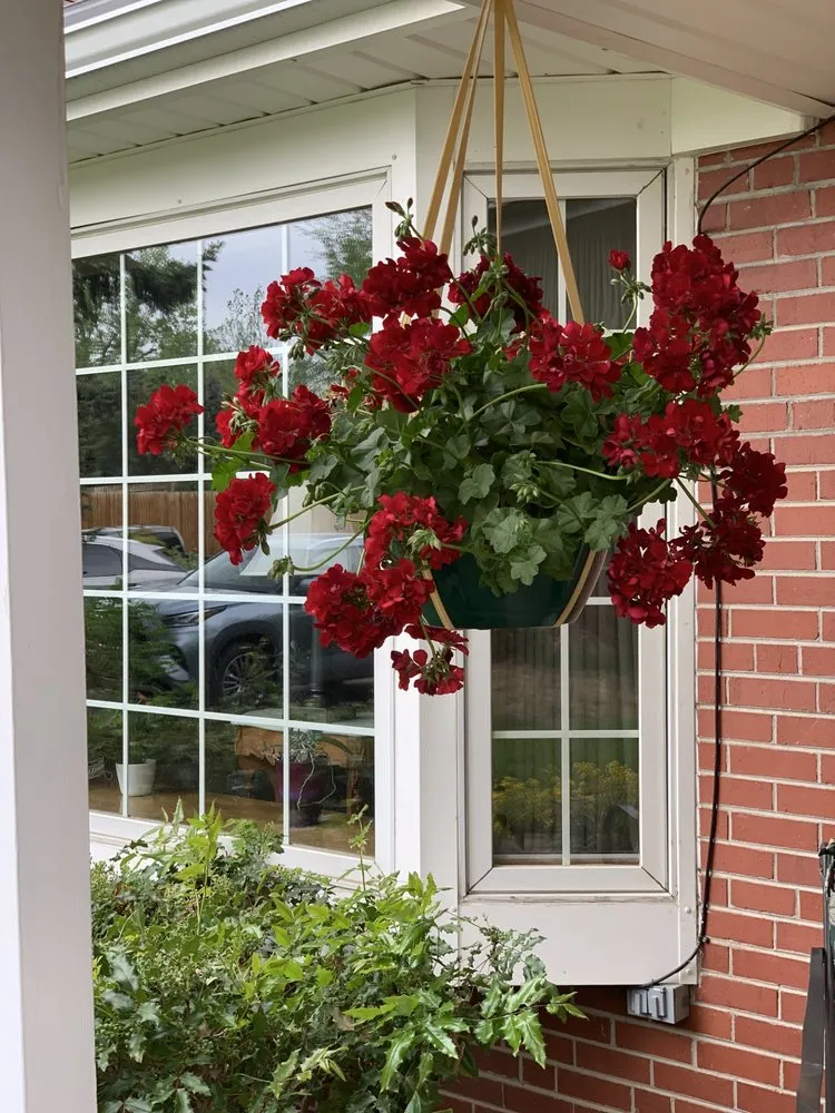 Affordable garden landscaping experts serving Sheridan, CO - Roke’Aker Garden n Lawn Service