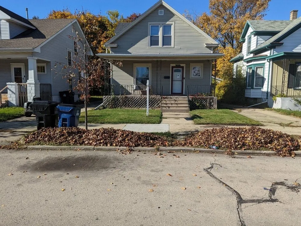 Custom landscaping services experts serving Kenosha, WI - Rokey Lawn Care