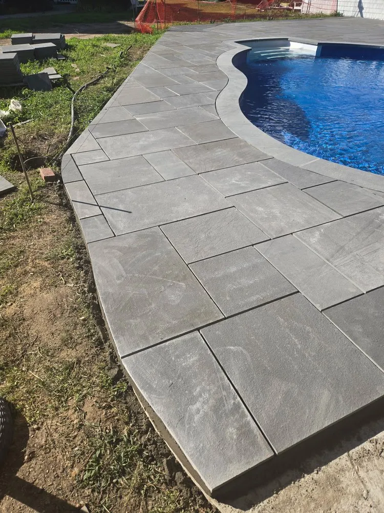 Top-rated garden landscaping for beautiful yards across Bay Shore, NY - Roland P. Mennella Landscaping