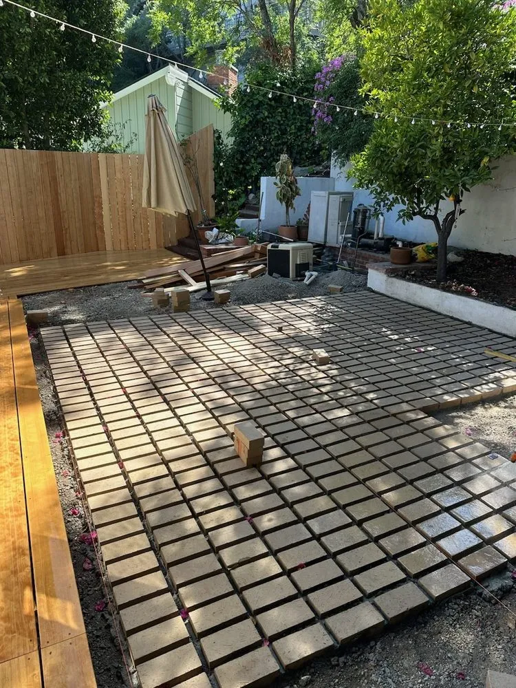 Expert yard maintenance experts serving Los Angeles, CA - Roldan Brothers Landscaping