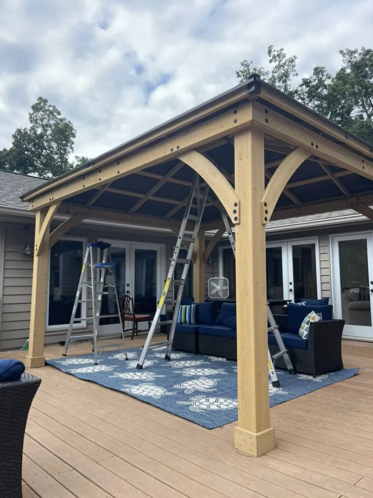 Expert lawn mowing service in Fenton, MO - Rolfing Home Services