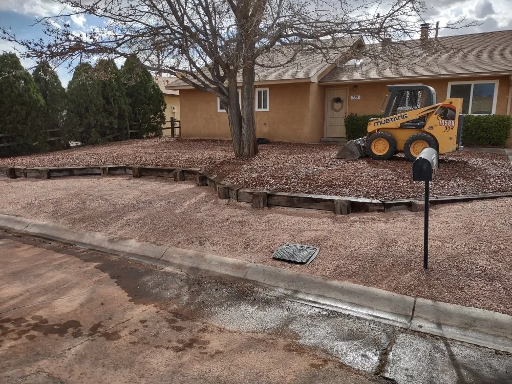 Local lawn care service experts serving Albuquerque, NM - Rollin rockz landscape management