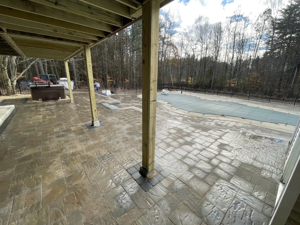 Top-rated yard cleanup service for year-round maintenance in Concord, NH by Rolling Greens Landscaping & Property Maintenance